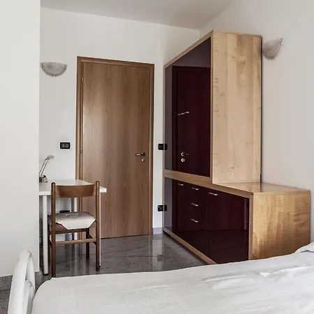 Πανσιόν Cesarina